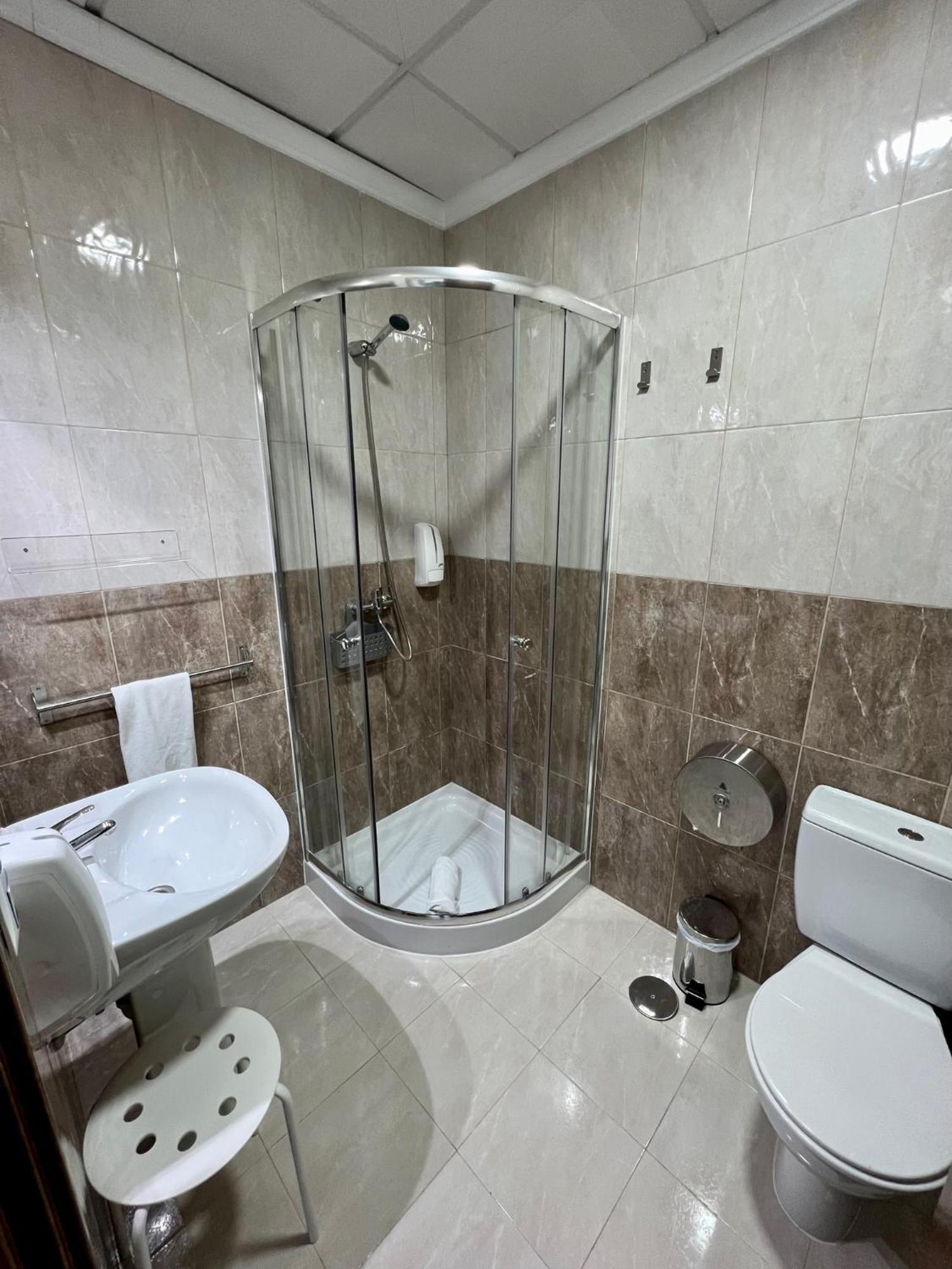 Hostal Kaizen La Nucía Kültér fotó
