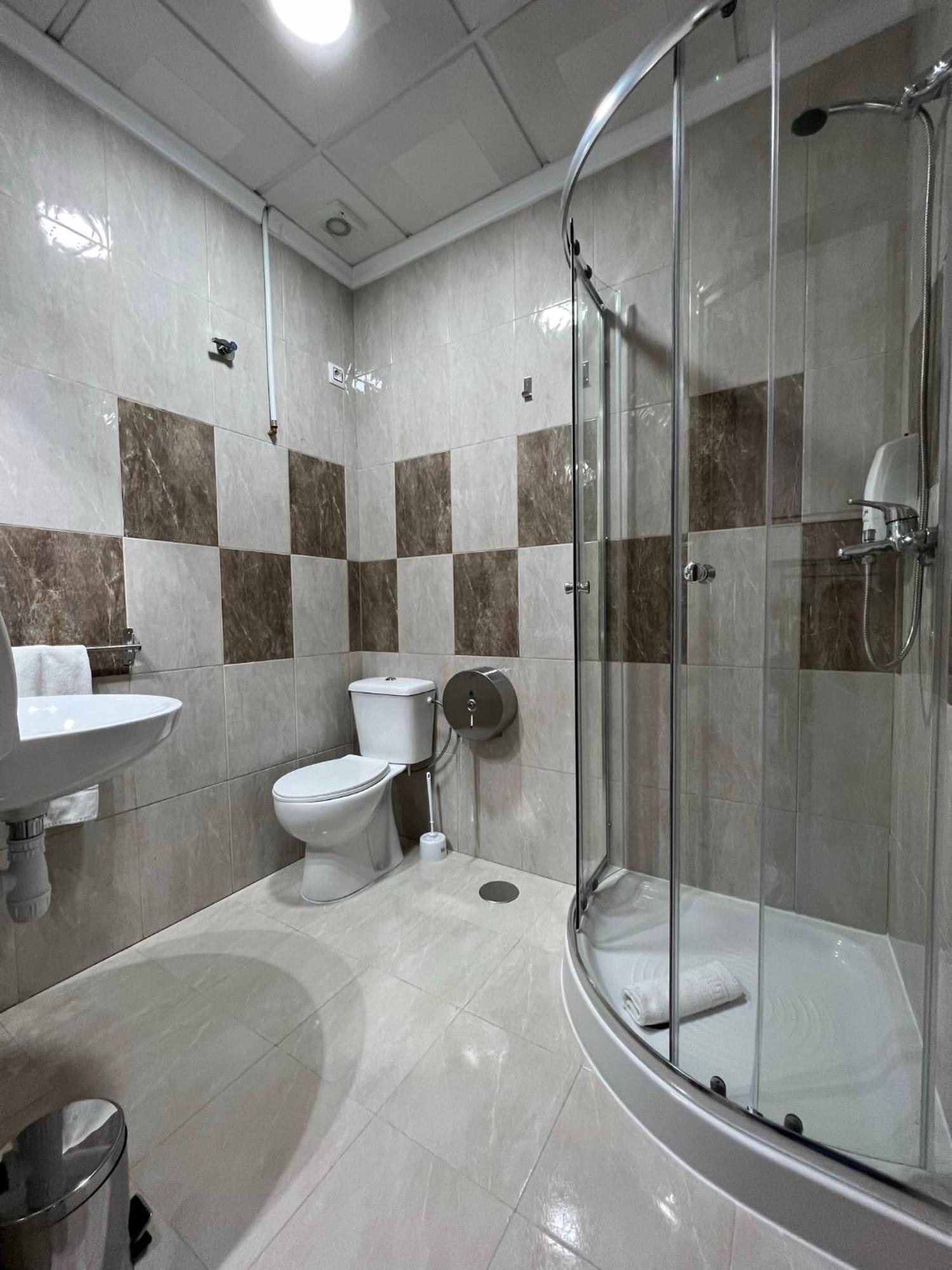 Hostal Kaizen La Nucía Kültér fotó
