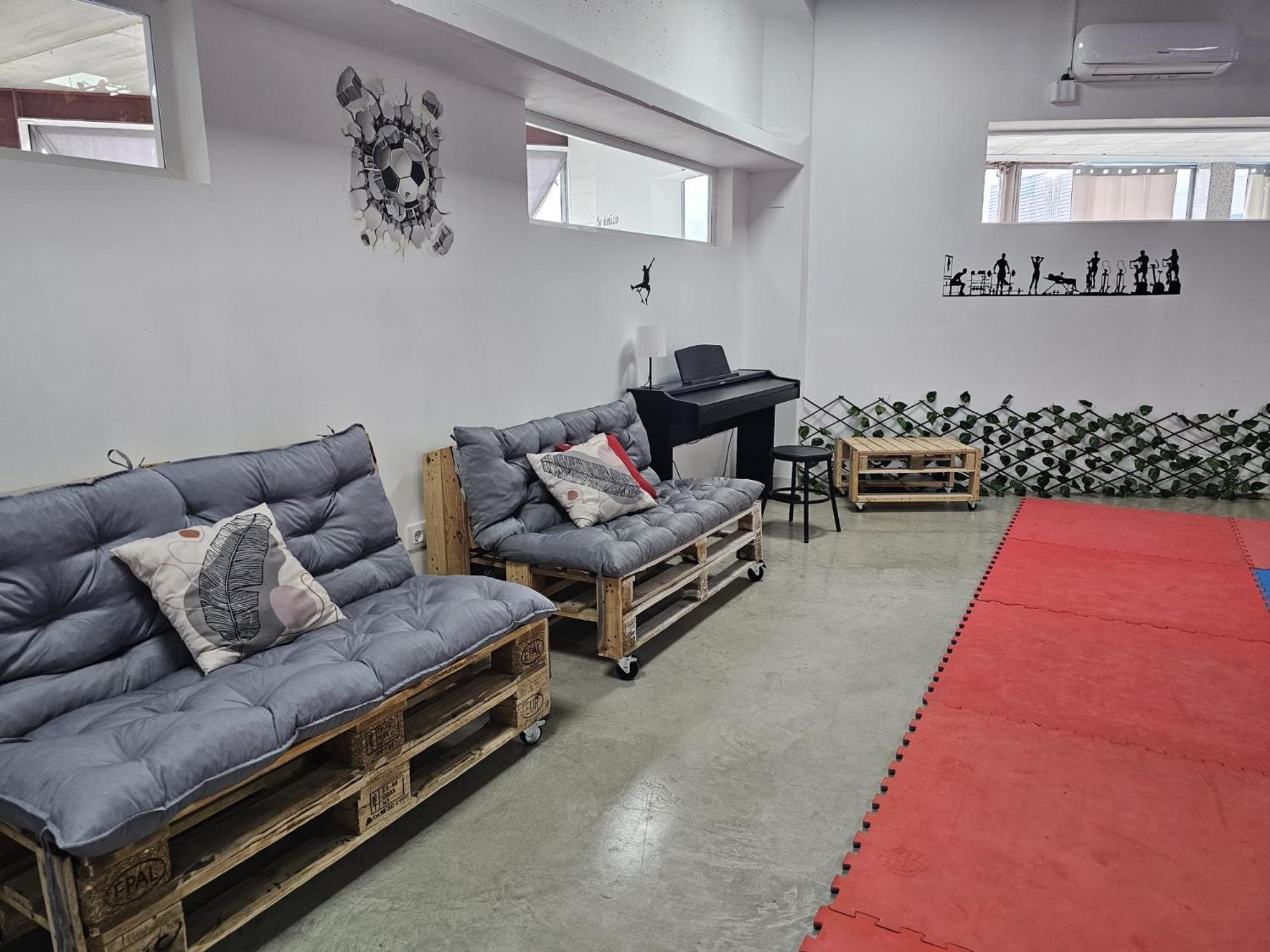 Hostal Kaizen La Nucía Kültér fotó