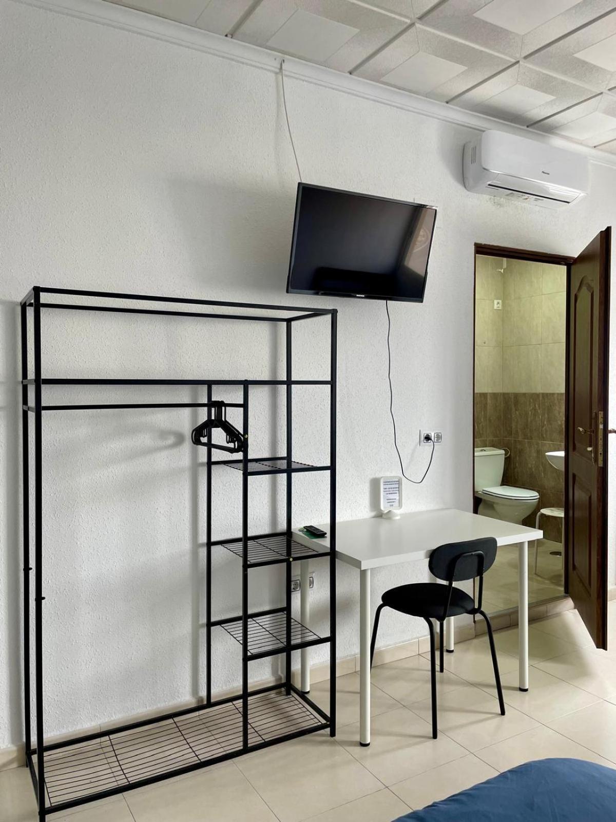Hostal Kaizen La Nucía Kültér fotó