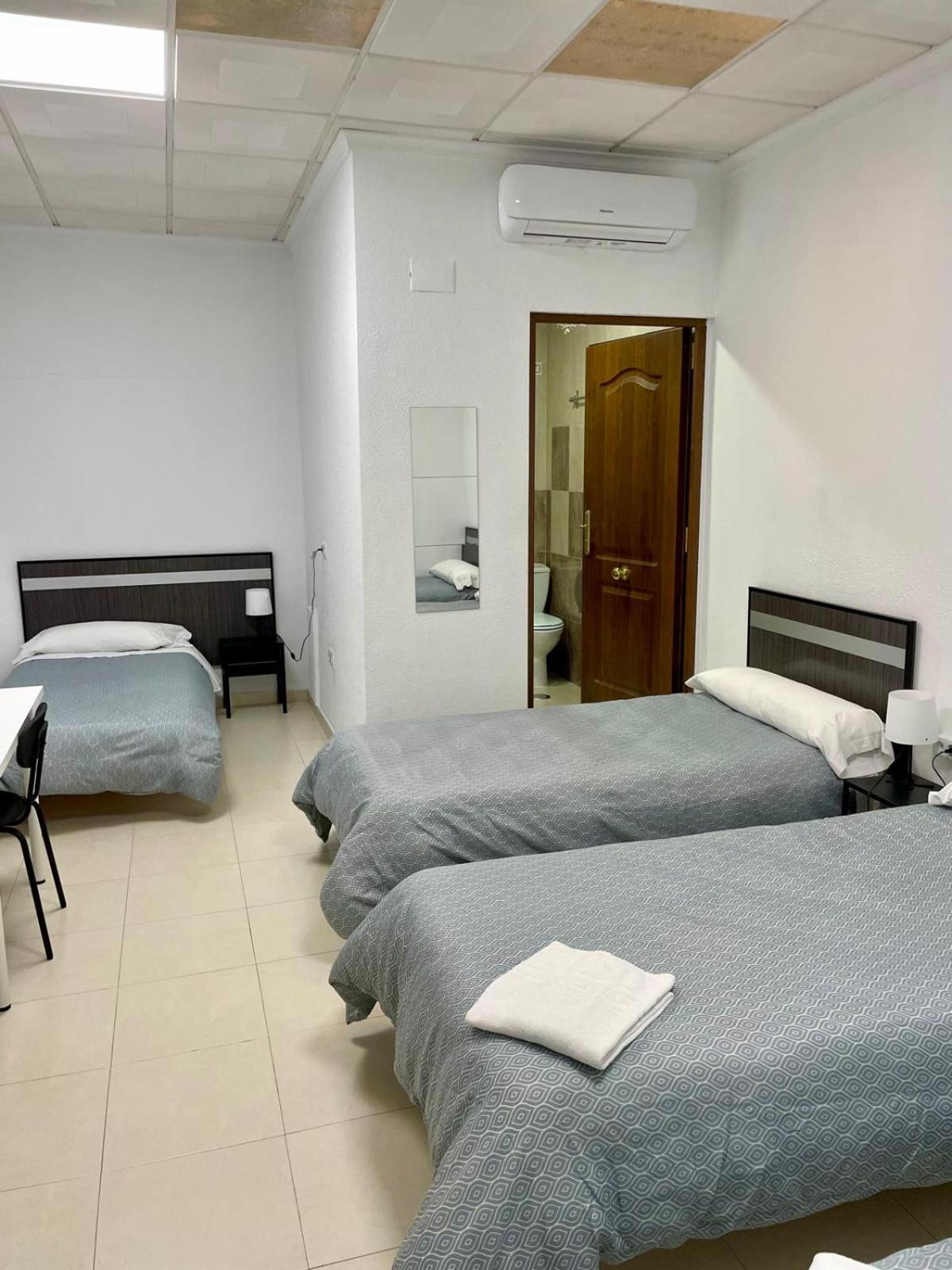 Hostal Kaizen La Nucía Kültér fotó